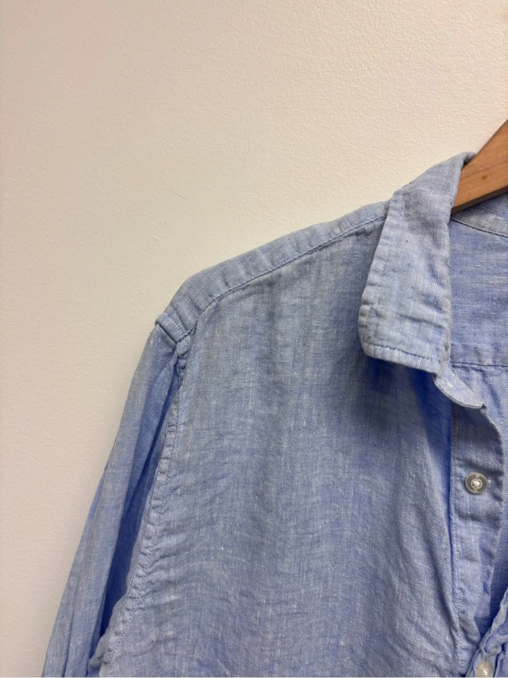 Banana Republic 100% Linen Camden Fit Shirt